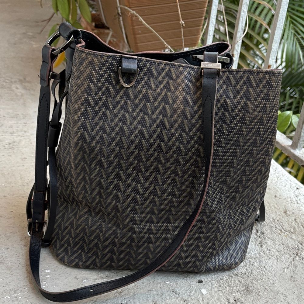Velez  Drawstring  bag